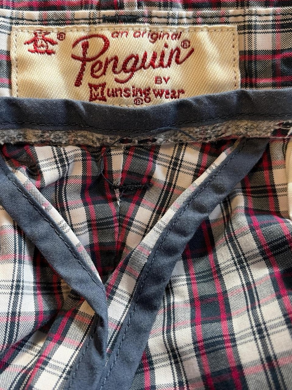 Plaid Men’s Shorts in Navy and White - An Original Penguin by Munsing Wear - Picture 3 of 4